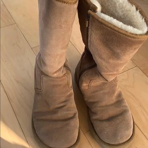 UGG boots women size 7 brown